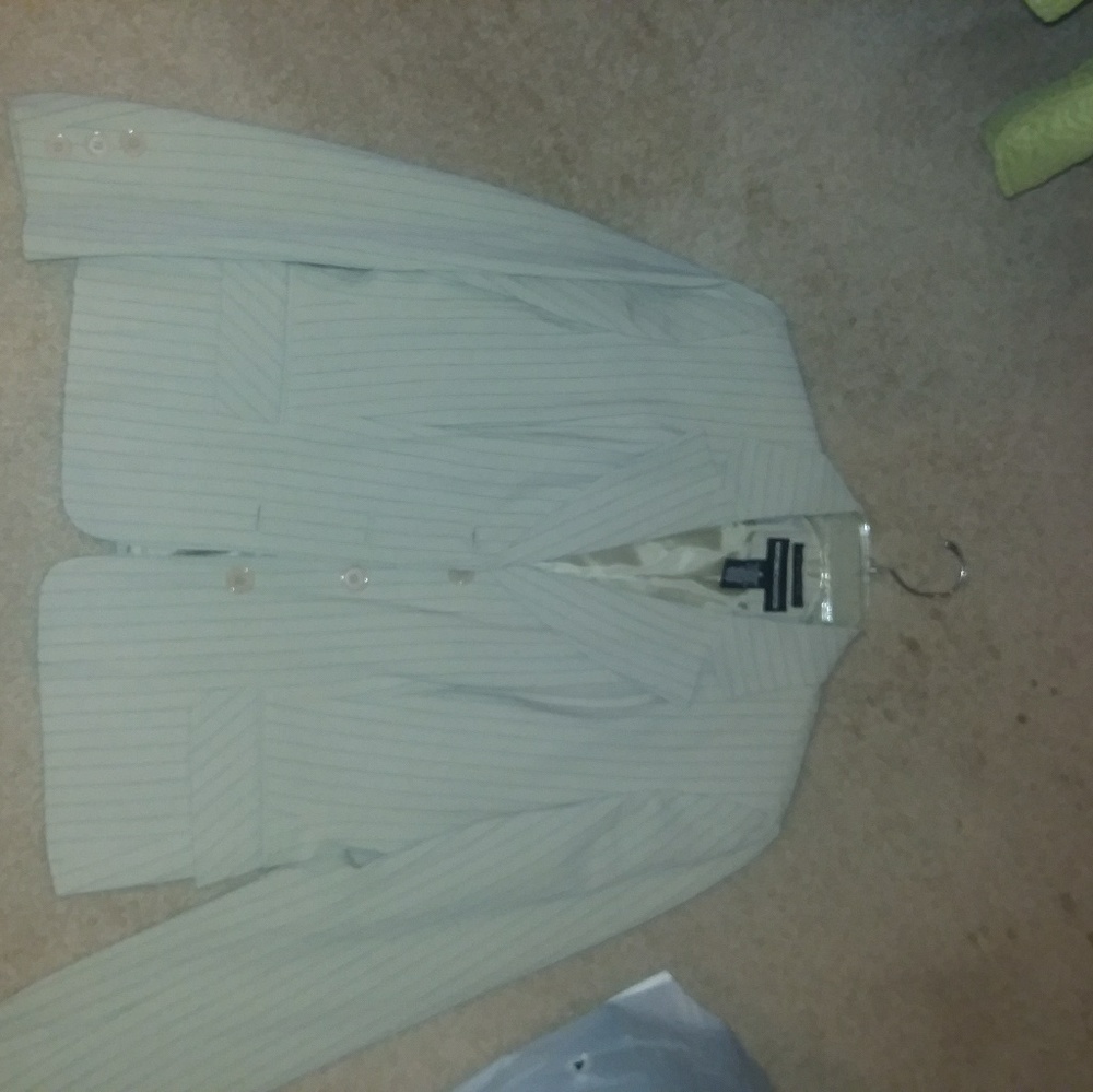 Jacket. Very nice tan volor with aqua pin strip